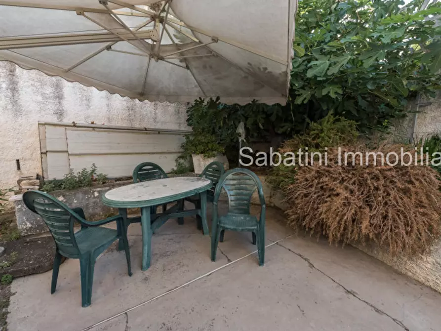 Immagine 40 di Casa bifamiliare in vendita  in Str. Vicinale Case Salvatore, 8 a Pescara