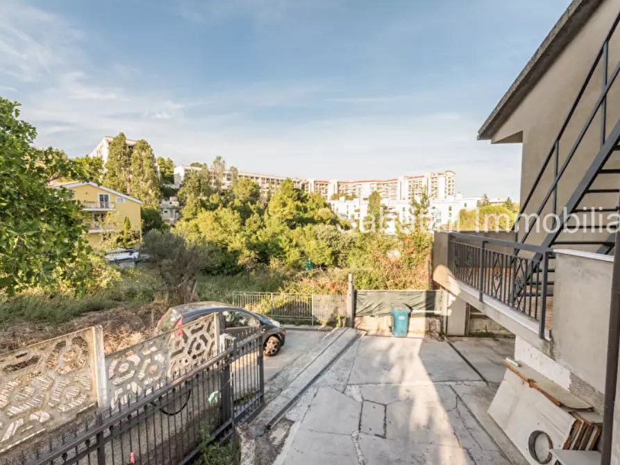 Immagine 43 di Casa bifamiliare in vendita  in Str. Vicinale Case Salvatore, 8 a Pescara