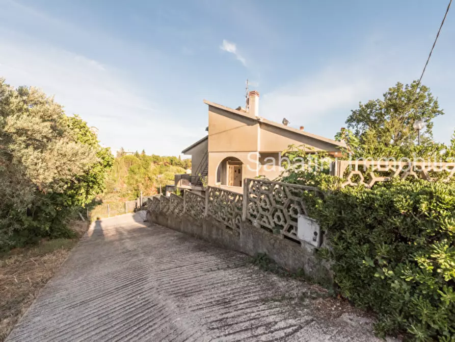 Immagine 55 di Casa bifamiliare in vendita  in Str. Vicinale Case Salvatore, 8 a Pescara