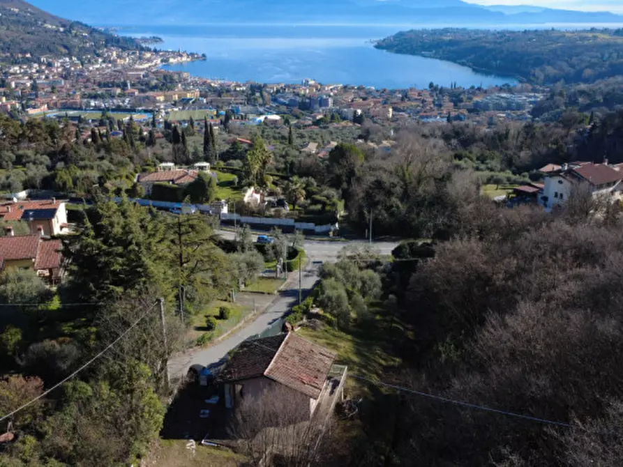 Immagine 17 di Villa in vendita  a Salò