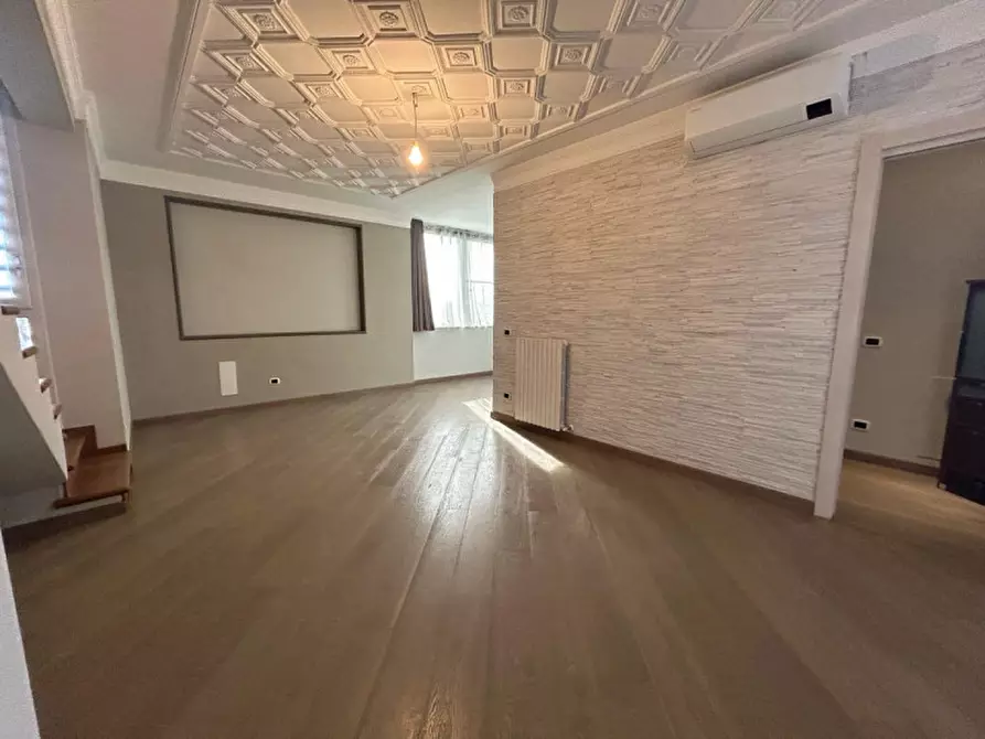 Immagine 1 di Appartamento in vendita  in Via Mantova a Parma