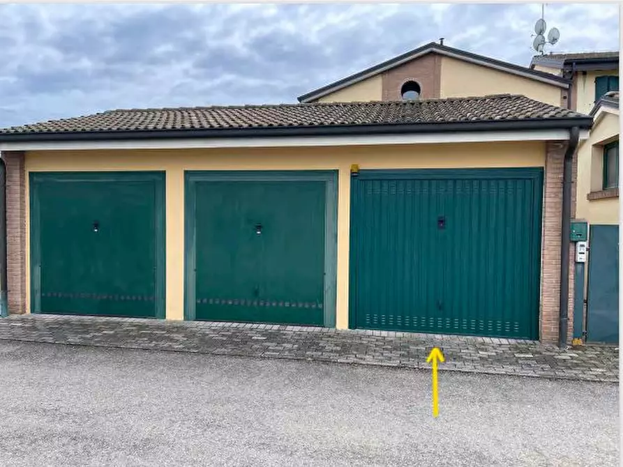 Immagine 35 di Appartamento in vendita  in Via Mantova a Parma