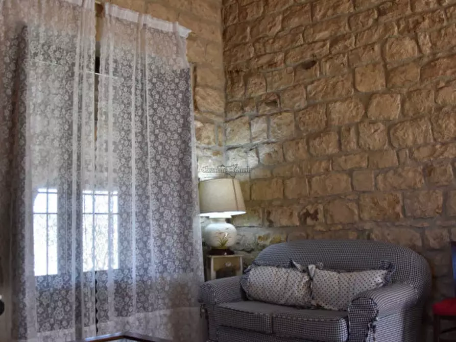 Immagine 14 di Casa indipendente in vendita  in via modica noto a Modica