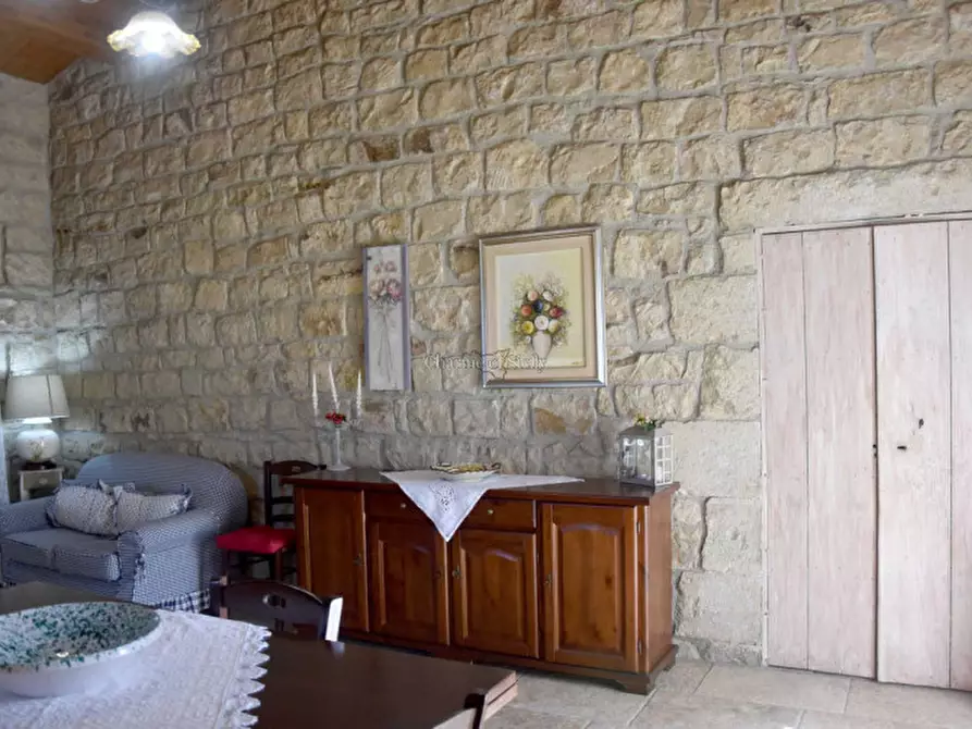 Immagine 17 di Casa indipendente in vendita  in via modica noto a Modica