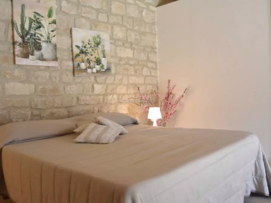 Immagine 31 di Casa indipendente in vendita  in via modica noto a Modica