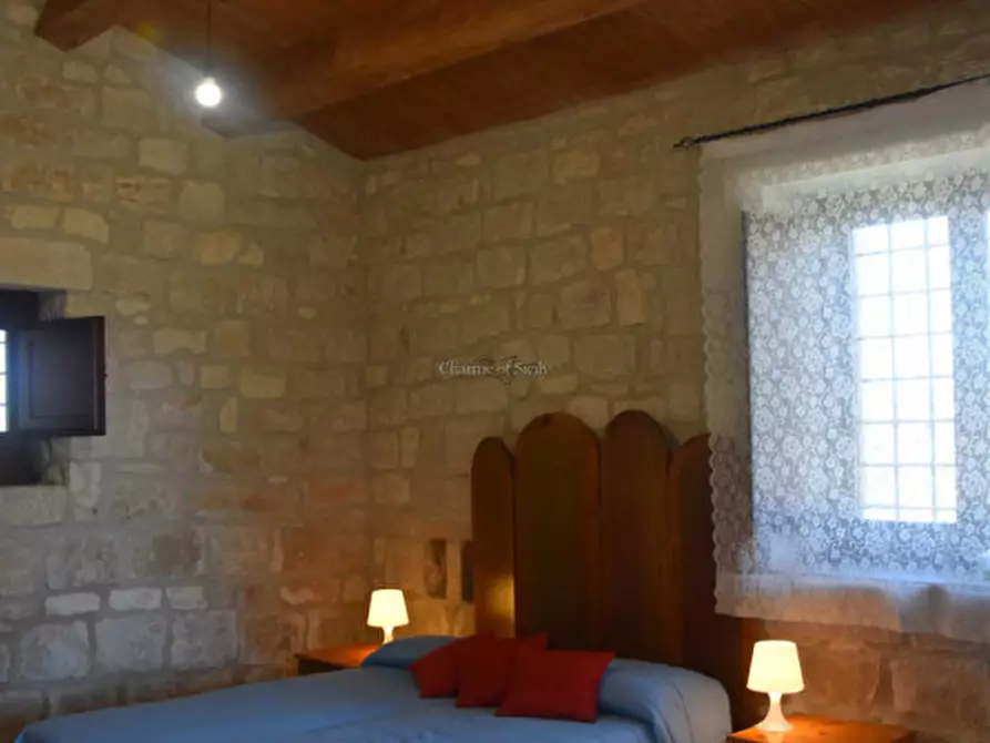 Immagine 46 di Casa indipendente in vendita  in via modica noto a Modica