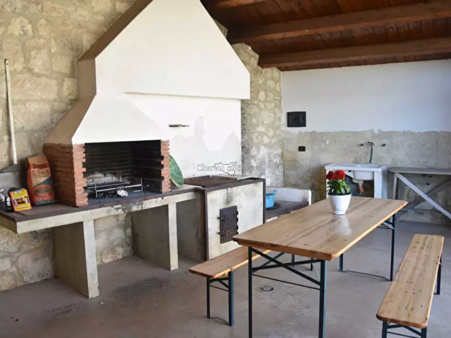 Immagine 48 di Casa indipendente in vendita  in via modica noto a Modica