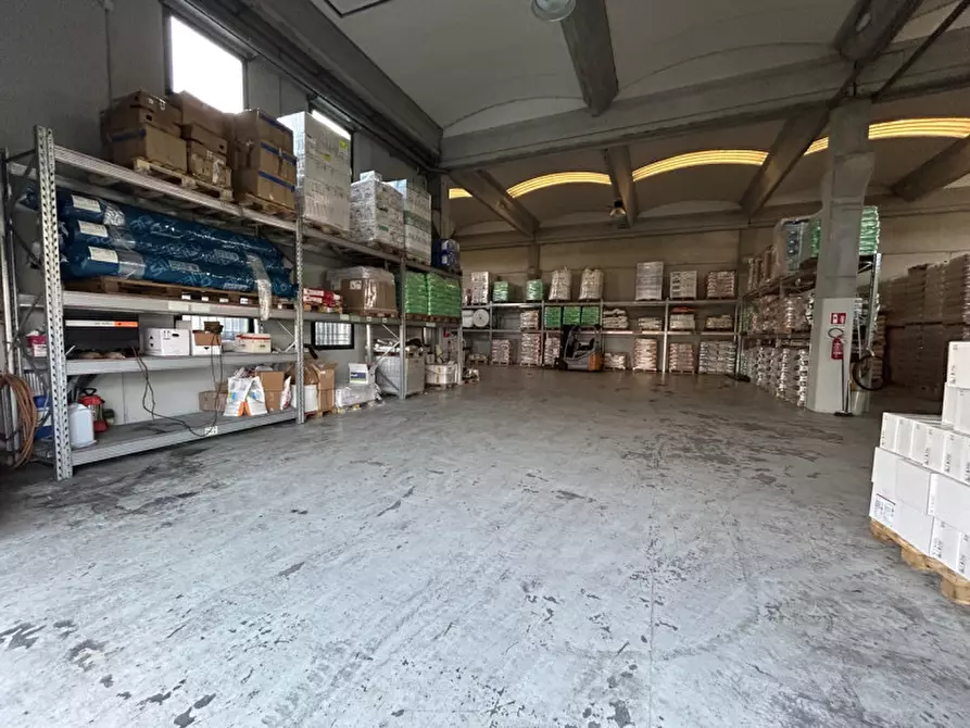 Immagine 7 di Capannone industriale in vendita  in Via dell'Industria 8 a Orzivecchi