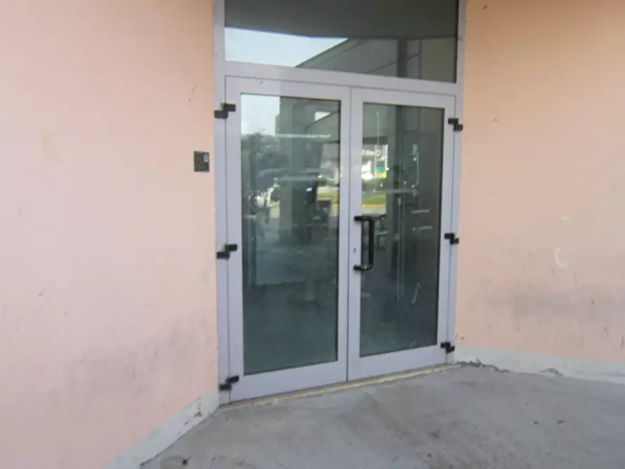 Immagine 3 di Ufficio in vendita  a Asola