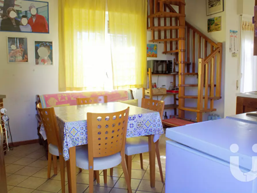 Immagine 8 di Villa in vendita  in Via Belvedere a Santa Marinella