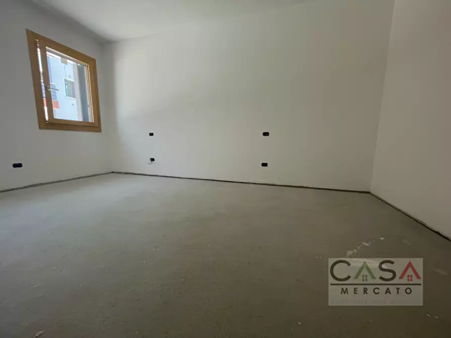 Immagine 11 di Appartamento in vendita  in via cervel a Cordenons