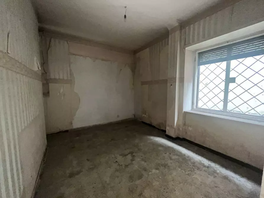 Immagine 5 di Appartamento in vendita  in Via f s nitti a Roma
