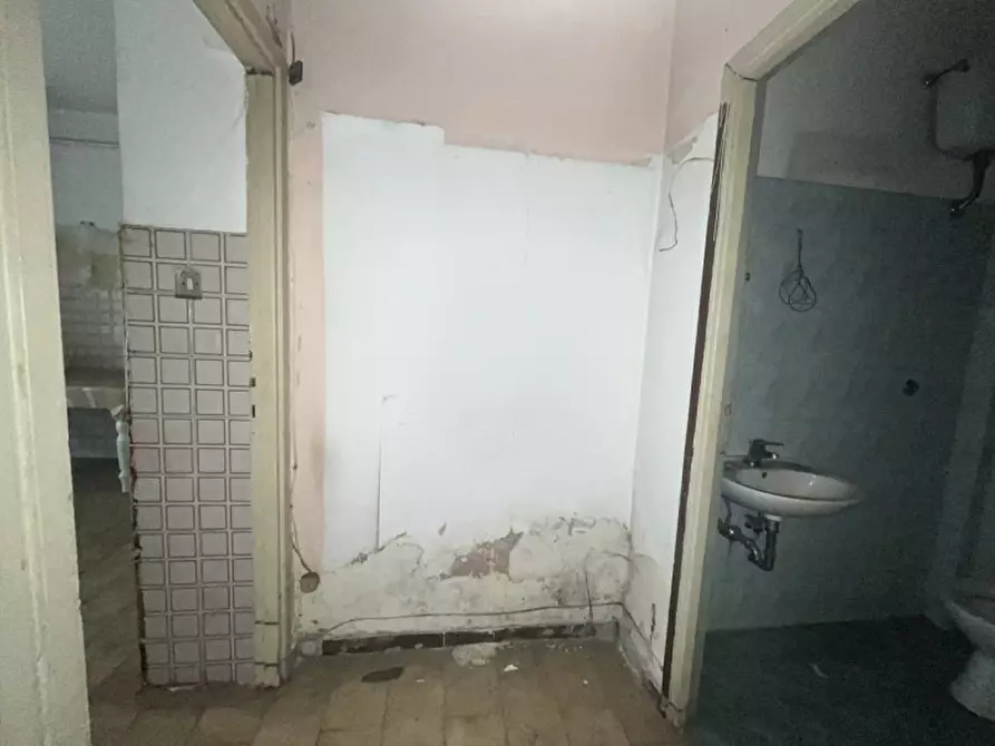 Immagine 8 di Appartamento in vendita  in Via f s nitti a Roma