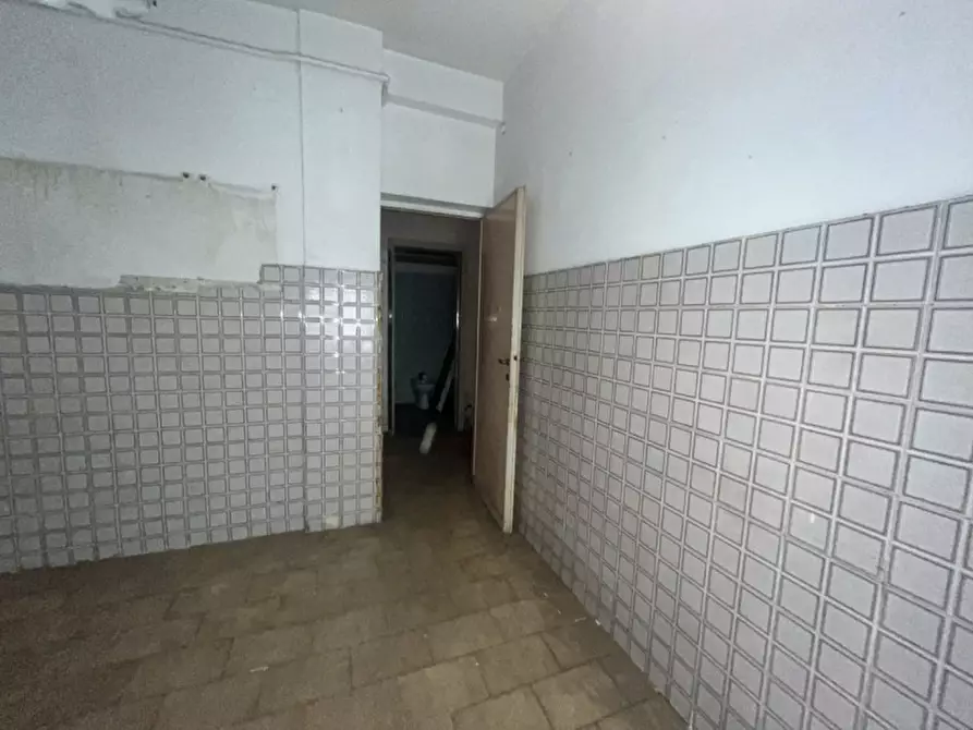 Immagine 11 di Appartamento in vendita  in Via f s nitti a Roma