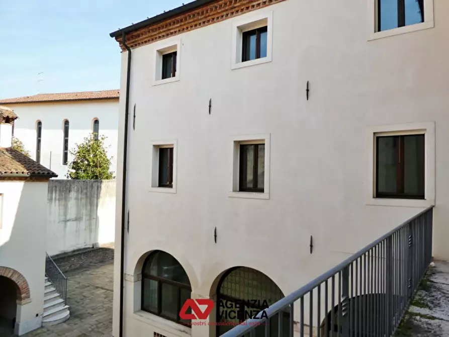 Immagine 5 di Casa indipendente in vendita  in ponte degli angeli a Vicenza