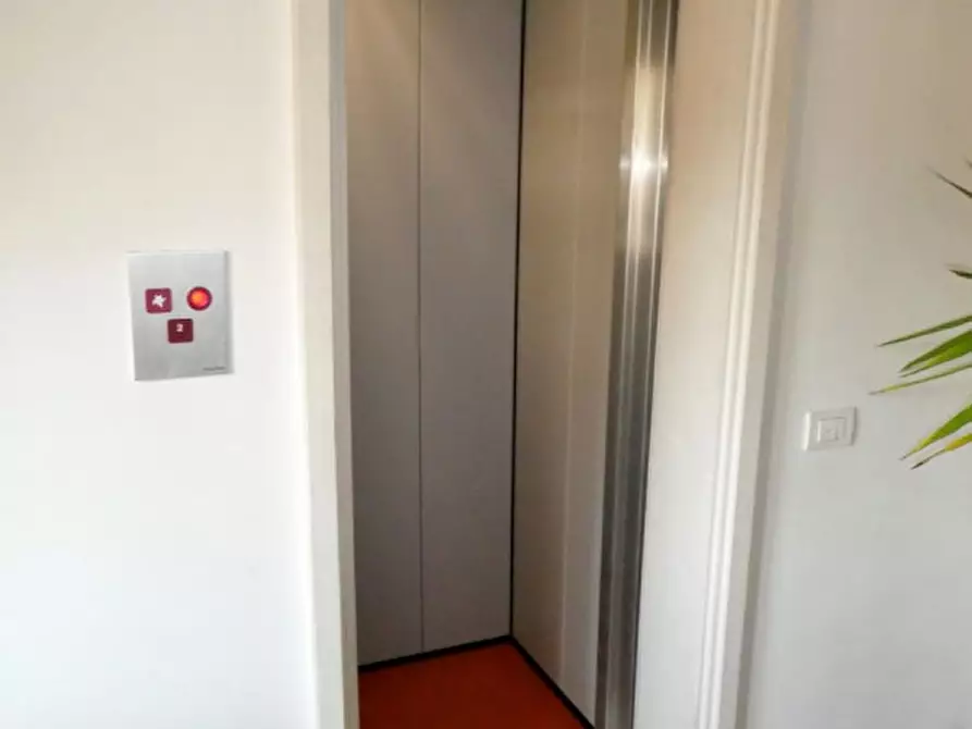 Immagine 11 di Casa indipendente in vendita  in ponte degli angeli a Vicenza