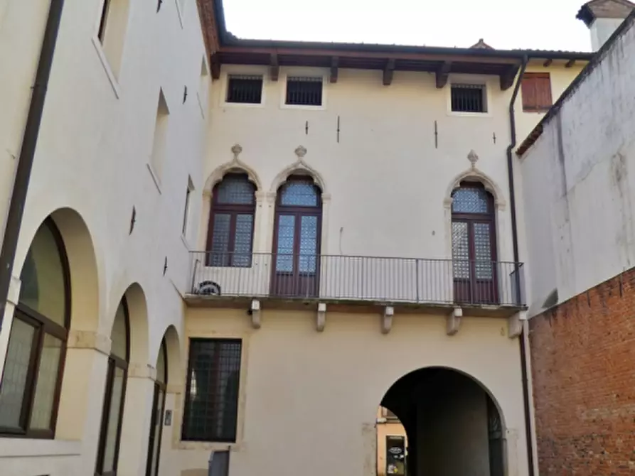 Immagine 19 di Casa indipendente in vendita  in ponte degli angeli a Vicenza