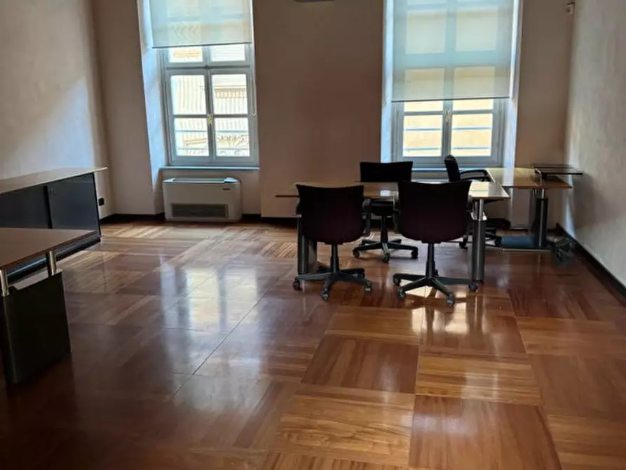 Immagine 3 di Ufficio in affitto  in via vittorio emanuele a Alba