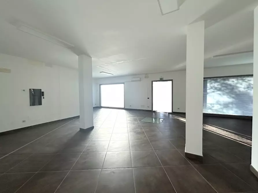 Immagine 3 di Ufficio in affitto  in VIA FRATELLI BANDIERA a Savignano Sul Rubicone