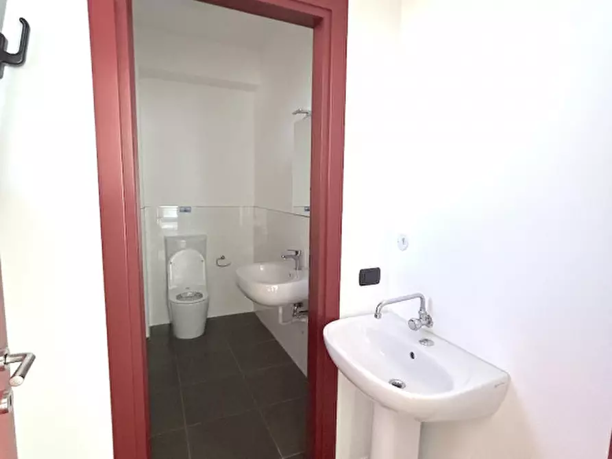 Immagine 6 di Ufficio in affitto  in VIA FRATELLI BANDIERA a Savignano Sul Rubicone