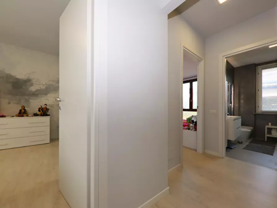 Immagine 13 di Appartamento in vendita  in Via Giovanni Pierluigi da Palestrina 10 a Besana In Brianza