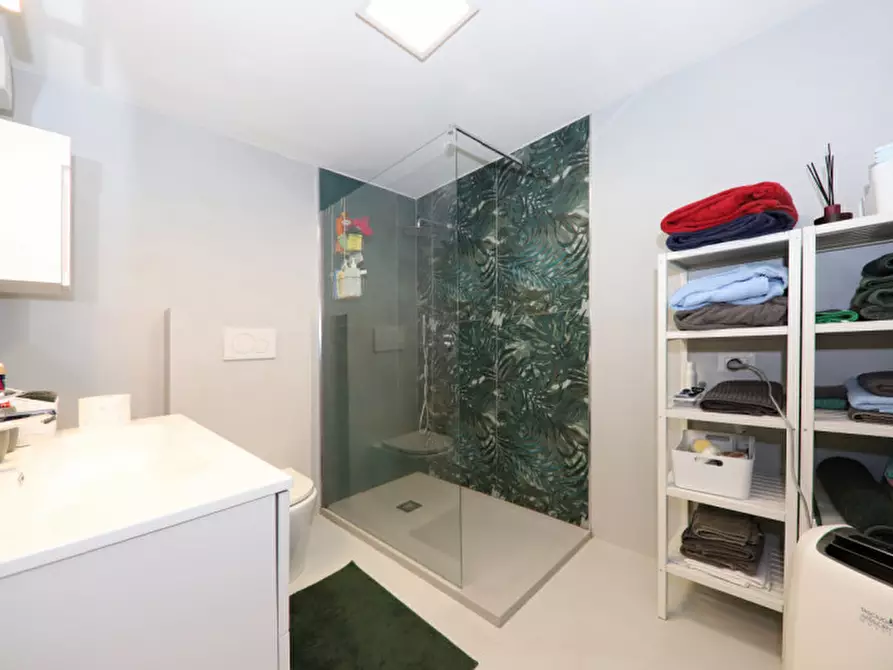 Immagine 27 di Appartamento in vendita  in Via Giovanni Pierluigi da Palestrina 10 a Besana In Brianza