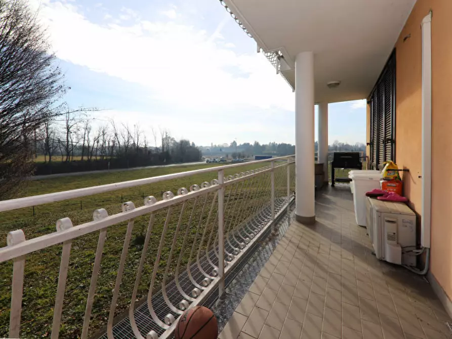 Immagine 30 di Appartamento in vendita  in Via Giovanni Pierluigi da Palestrina 10 a Besana In Brianza