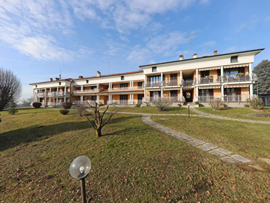 Immagine 32 di Appartamento in vendita  in Via Giovanni Pierluigi da Palestrina 10 a Besana In Brianza