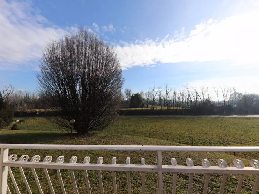 Immagine 36 di Appartamento in vendita  in Via Giovanni Pierluigi da Palestrina 10 a Besana In Brianza