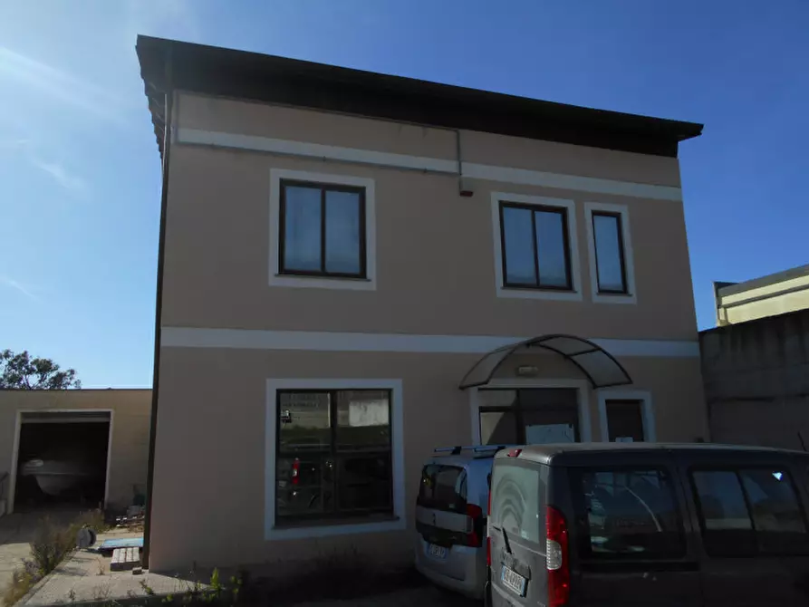 Immagine 3 di Capannone industriale in vendita  in STRADA VICINALE PREDDA NIEDDA 31 a Sassari