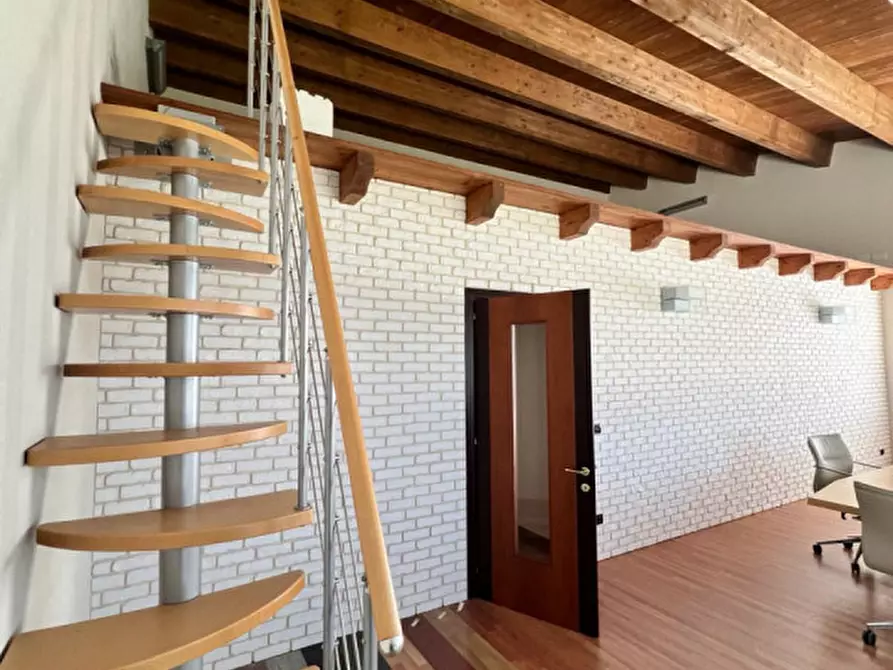 Immagine 8 di Capannone industriale in vendita  in STRADA VICINALE PREDDA NIEDDA 31 a Sassari