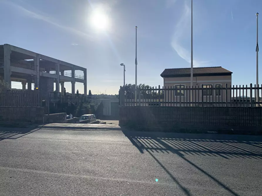 Immagine 25 di Capannone industriale in vendita  in STRADA VICINALE PREDDA NIEDDA 31 a Sassari