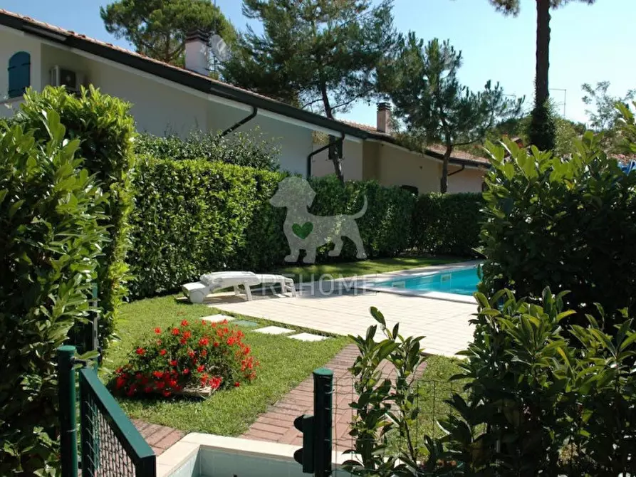 Immagine 2 di Villa in vendita  in Arco della Ginestra 36/g a Lignano Sabbiadoro