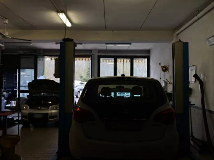 Immagine 8 di Laboratorio in vendita  in via andrea costa a Pianoro