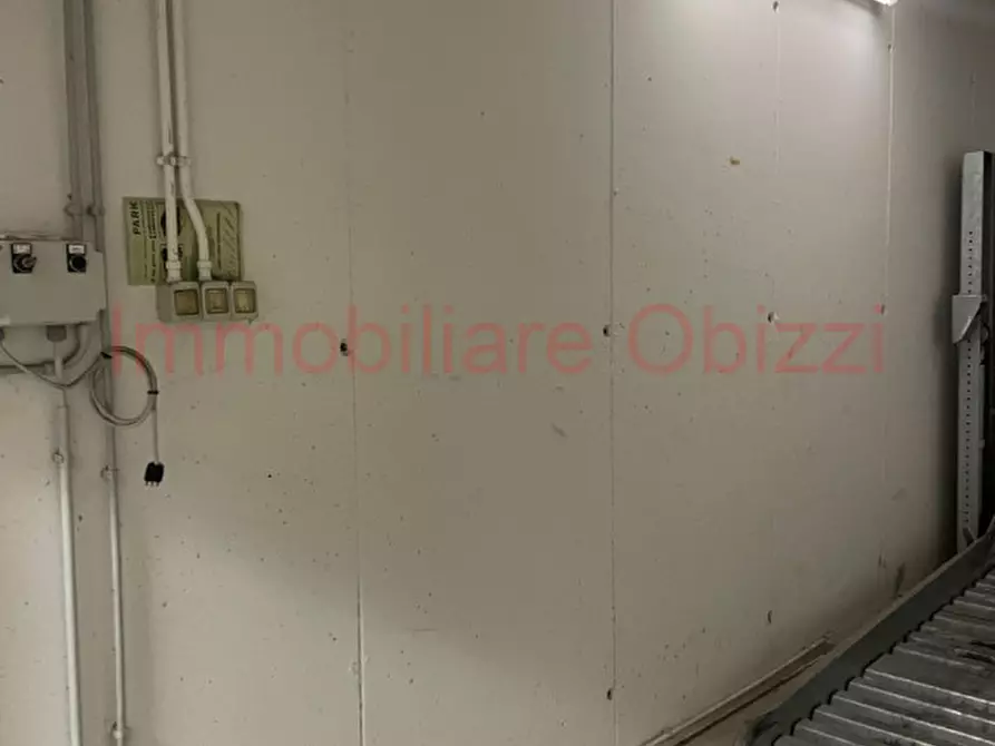 Immagine 2 di Garage in vendita  in Via San Fermo a Padova