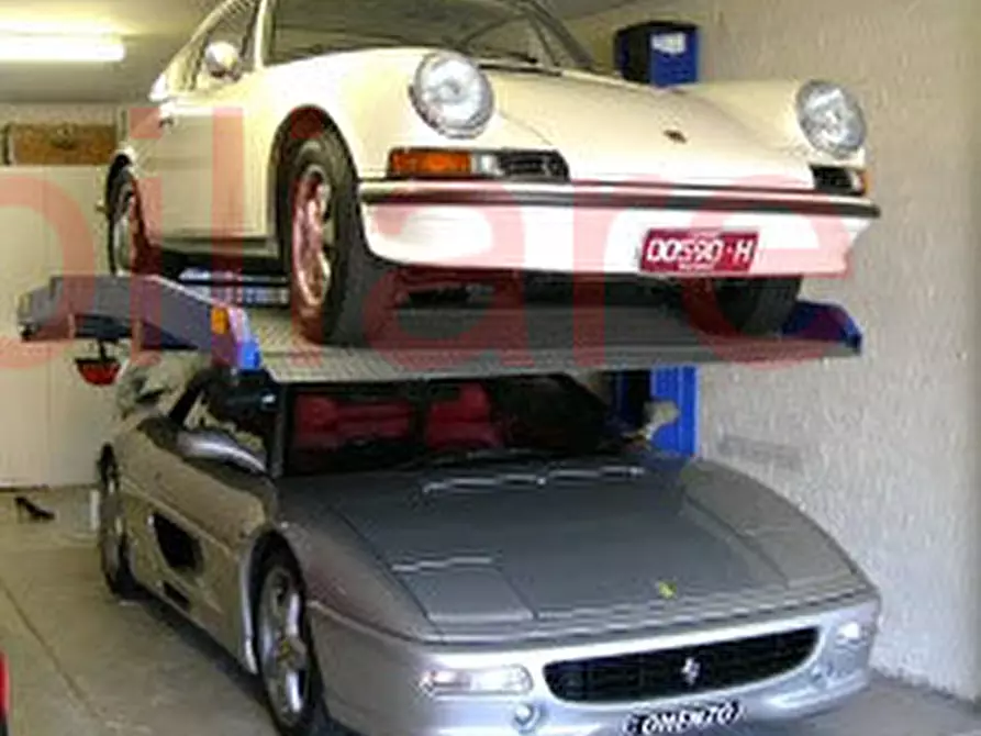 Immagine 5 di Garage in vendita  in Via San Fermo a Padova