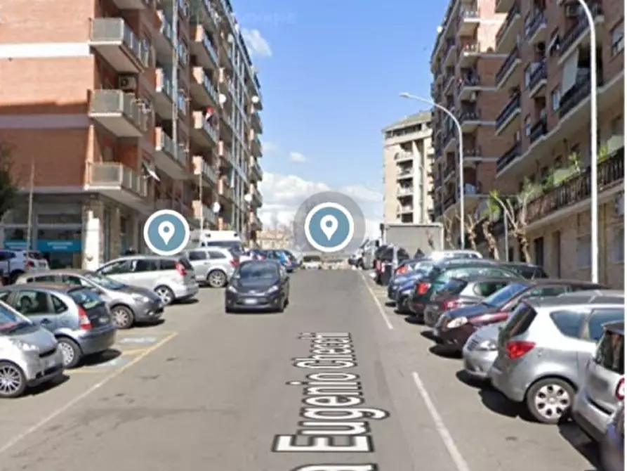 Immagine 6 di Appartamento in vendita  in Via Eugenio Checchi a Roma