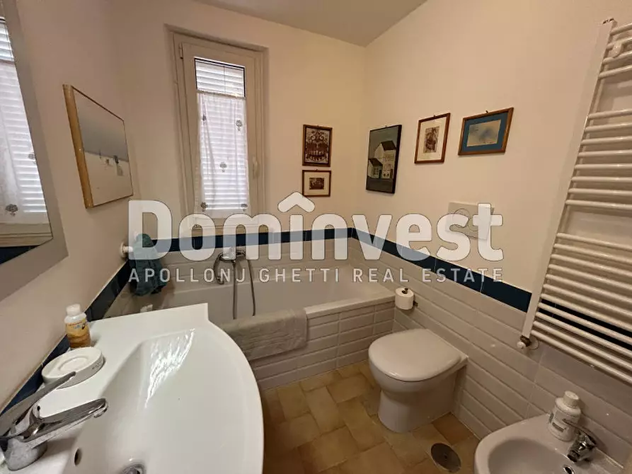 Immagine 33 di Villa in affitto  a Montalto Di Castro