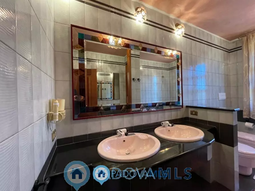 Immagine 20 di Villa in vendita  in Via Monte Cengio a Vigonza