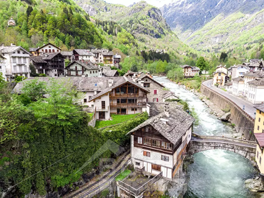 Immagine 6 di Appartamento in vendita  in Frazioen Tetti a Campertogno