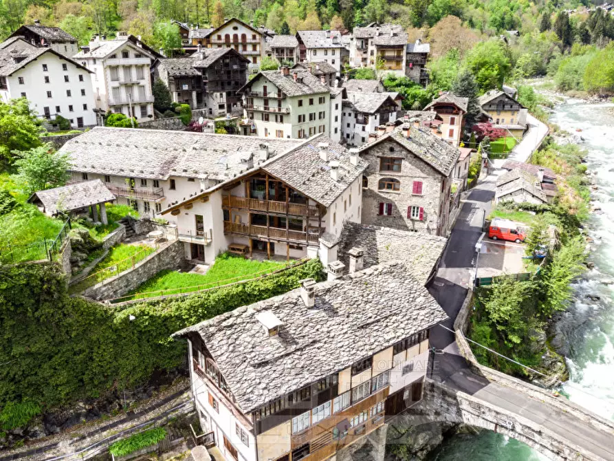 Immagine 8 di Appartamento in vendita  in Frazioen Tetti a Campertogno