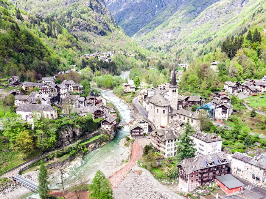 Immagine 9 di Appartamento in vendita  in Frazioen Tetti a Campertogno