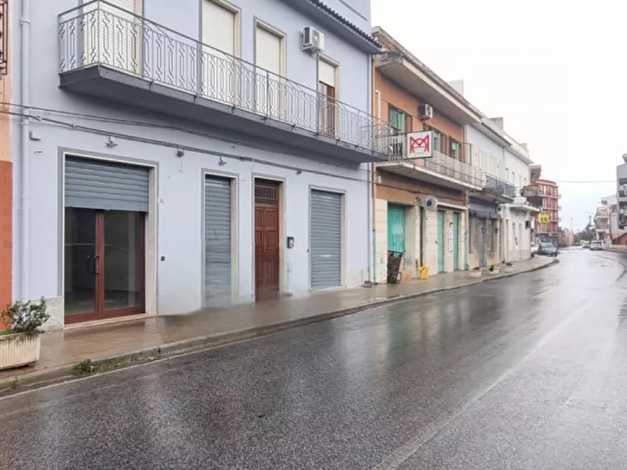 Immagine 9 di Negozio in affitto  in Via Nazionale, 34 a San Filippo Del Mela