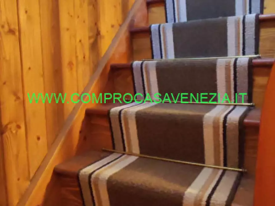 Immagine 7 di Villetta a schiera in vendita  in Via CAL DEI VIAZ a Tambre