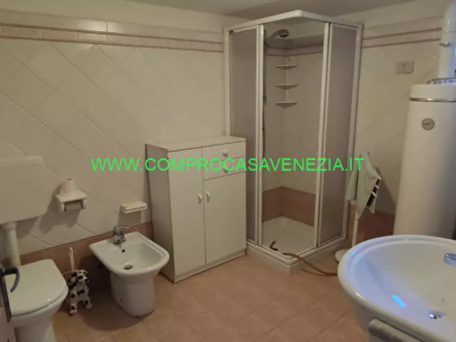 Immagine 9 di Villetta a schiera in vendita  in Via CAL DEI VIAZ a Tambre