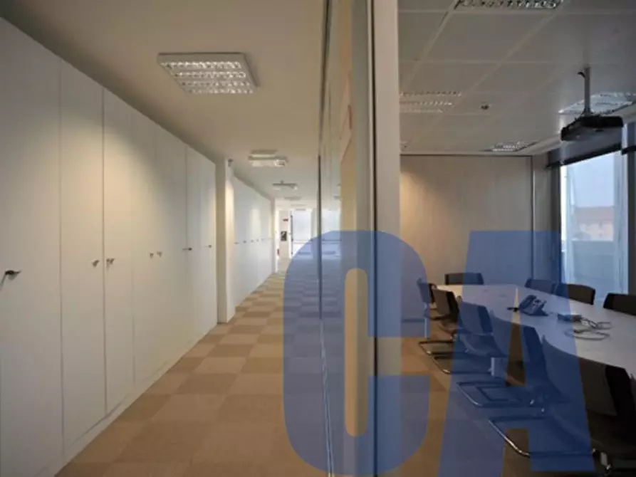 Immagine 9 di Ufficio in affitto  in VIA BASSI UGO a Milano