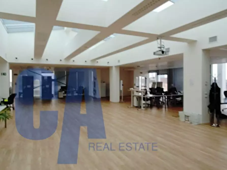 Immagine 11 di Ufficio in affitto  in VIA BASSI UGO a Milano