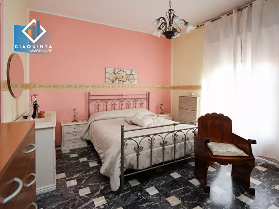 Immagine 3 di Casa indipendente in vendita  in via Vittorio Veneto n.152 a Ramacca