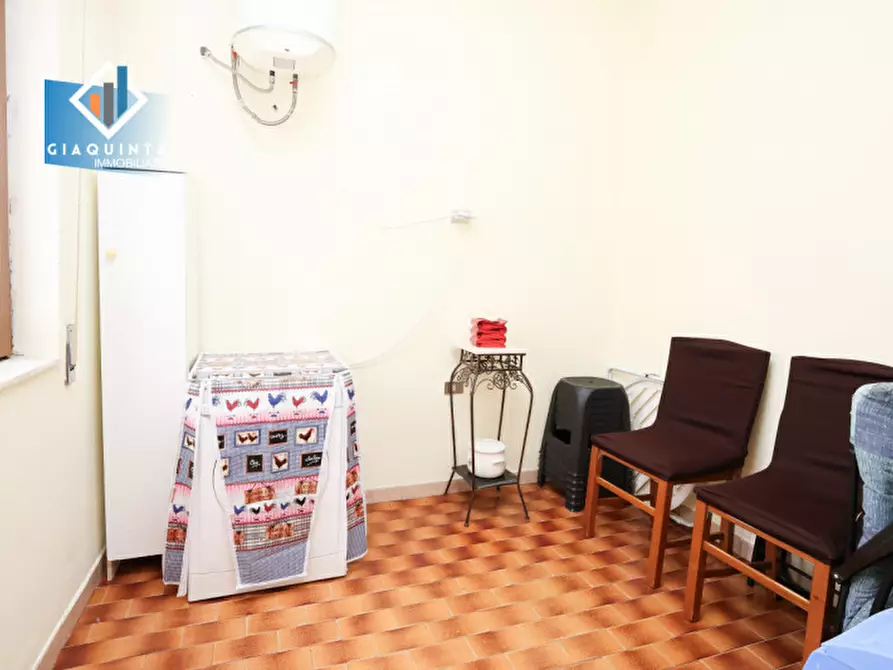 Immagine 10 di Casa indipendente in vendita  in via Vittorio Veneto n.152 a Ramacca