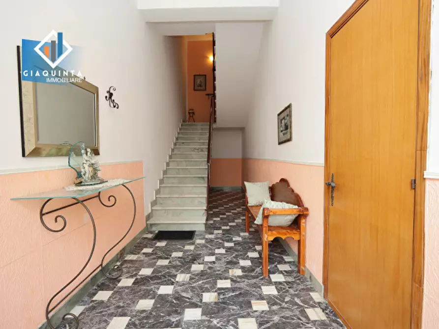Immagine 19 di Casa indipendente in vendita  in via Vittorio Veneto n.152 a Ramacca